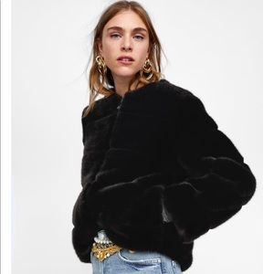 Zara TRF short faux fur Jacket - M